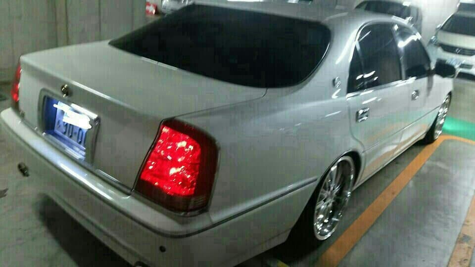 Toyota Crown Majesta